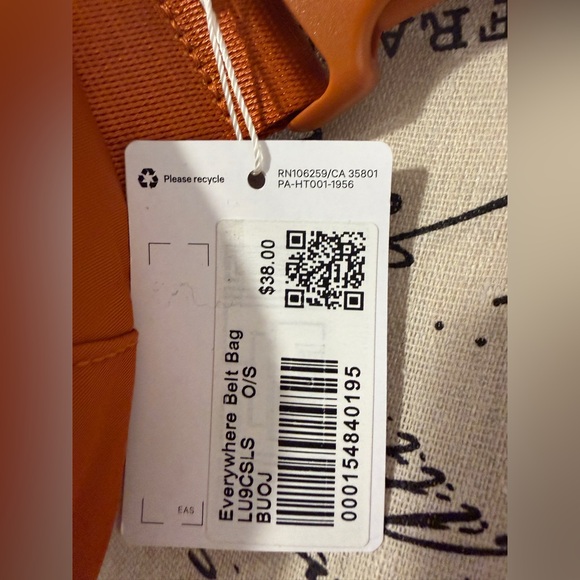 Lululemon Everywhere Belt Bag NWT Burnt Orange Nylon Crossbody Belt Bag - Picture 6 of 9